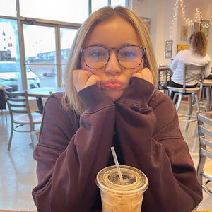 Meet your Posher, Kailey